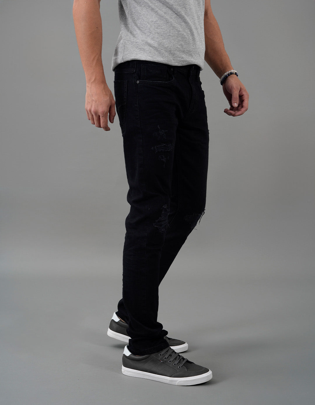 Black 5 Pocket Mid-Rise Slim Straight Fit Jeans