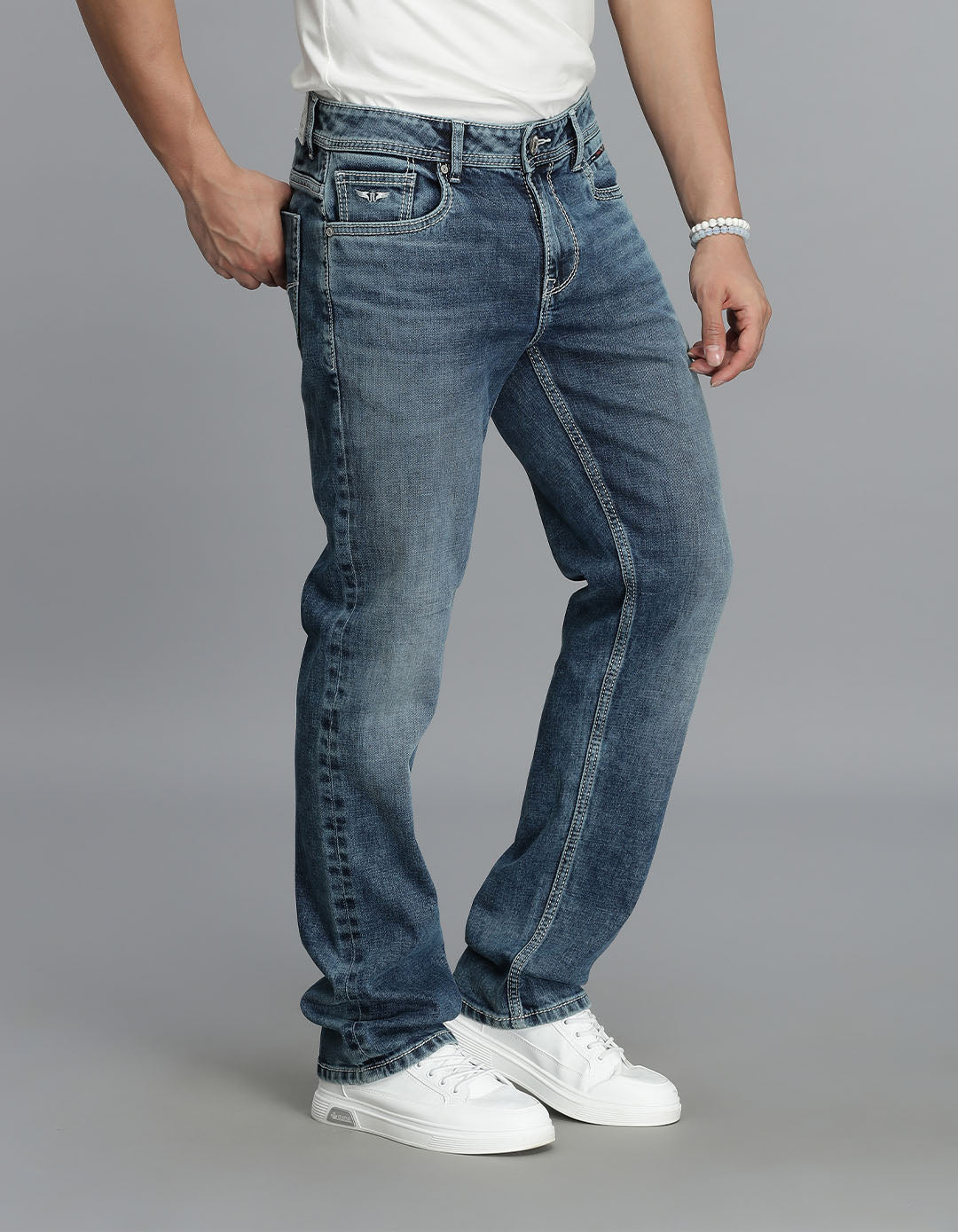 Med Blue 5 Pocket Midrise, Comfort And Straight Fit Jeans