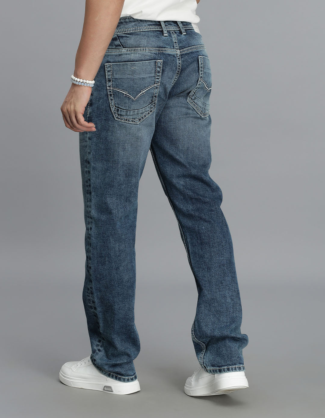 Med Blue 5 Pocket Midrise, Comfort And Straight Fit Jeans