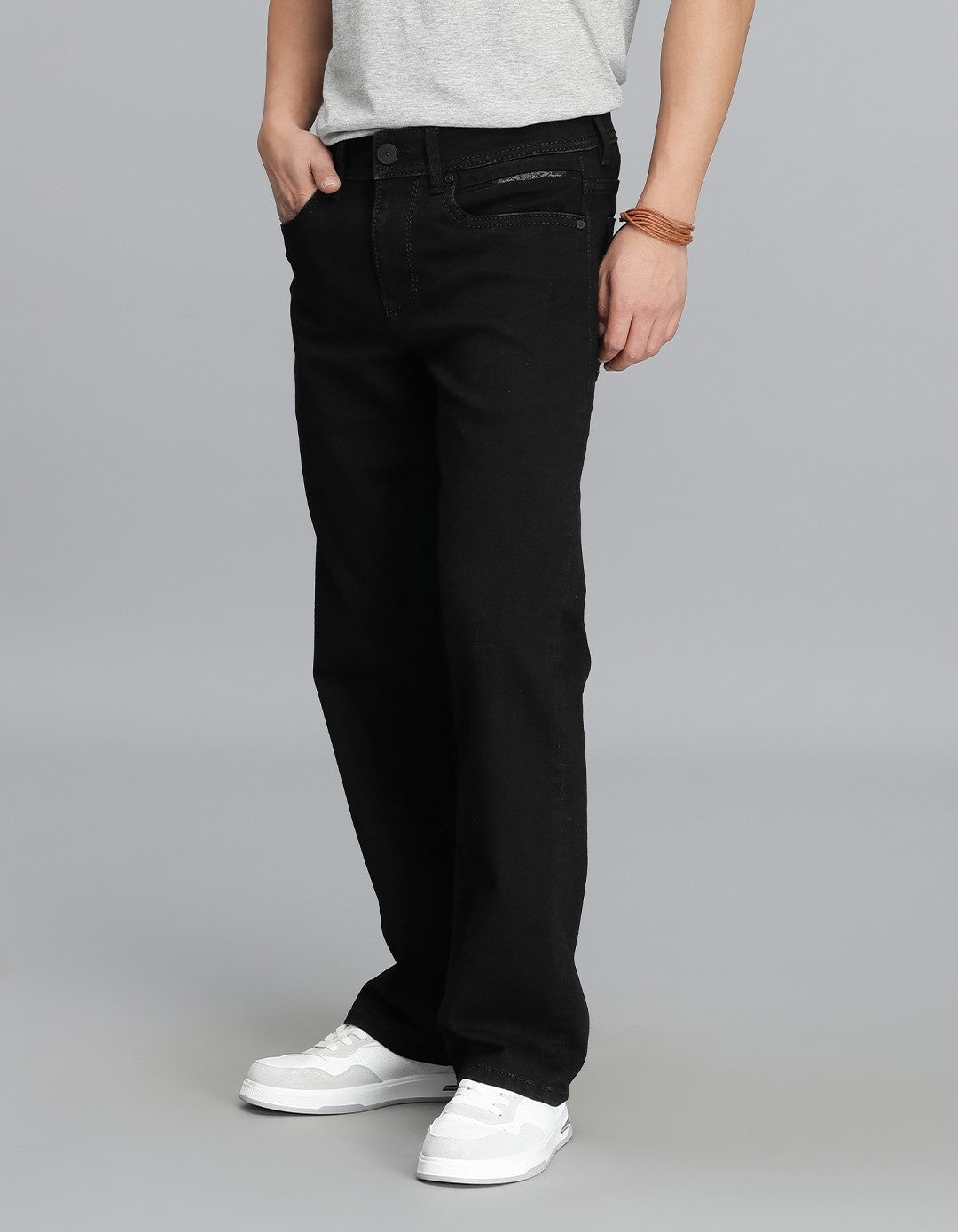 Black 5 Pocket Mid Rise Loose Boot Leg Cropped Jeans