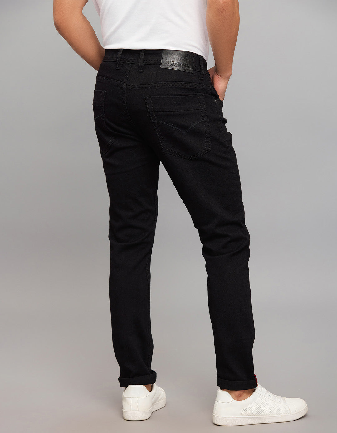 Black 5 Pocket Low-Rise Tapered Ankle Length Stretch Jeans