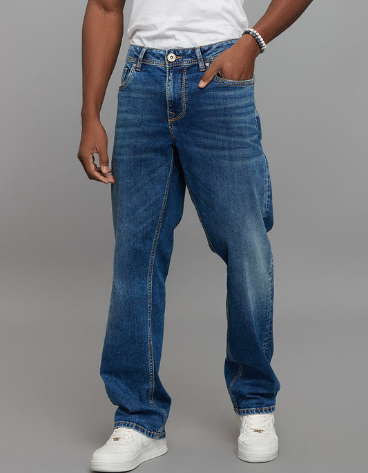 Medium Blue 5 Pocket Midrise, Comfort And Straight Fit Stretch Jeans